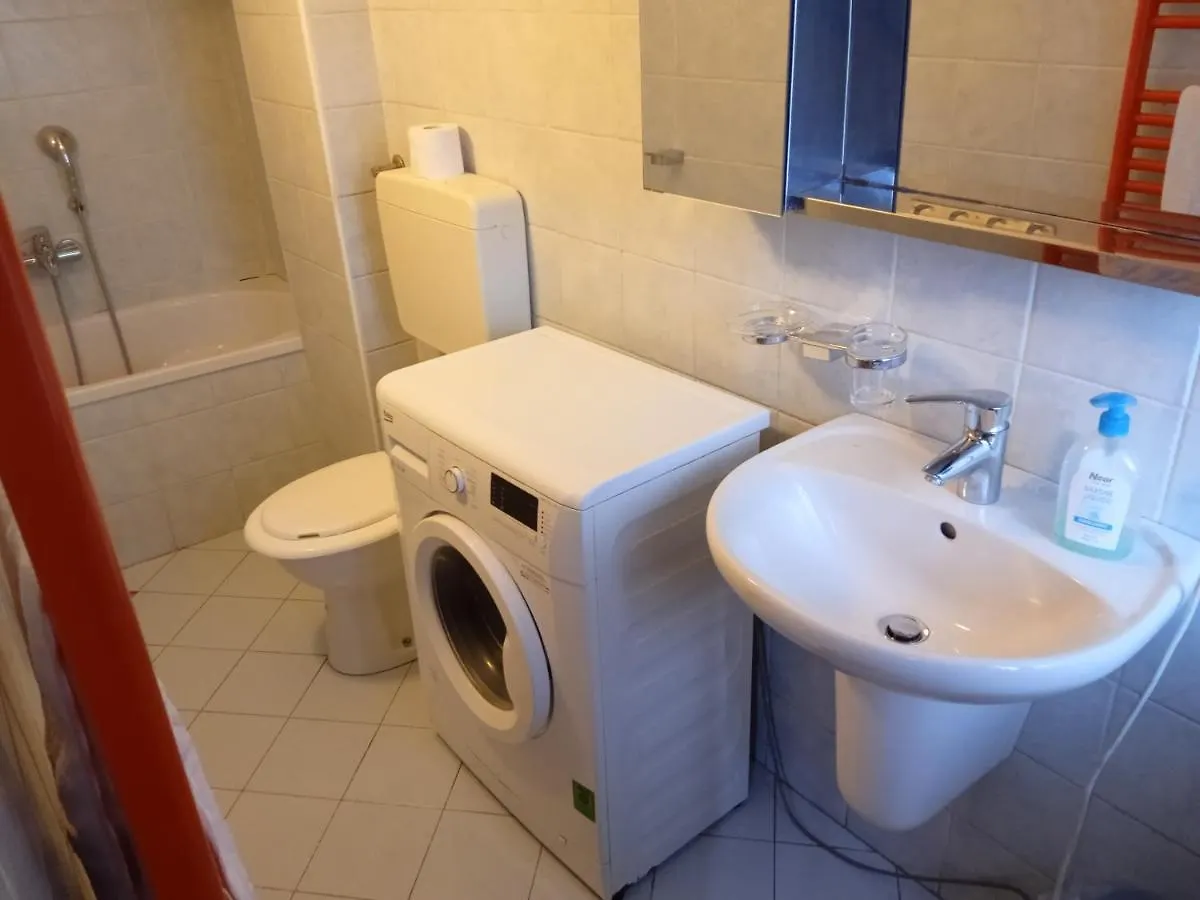 Appartamento Primo Sole Primaluna Apartment